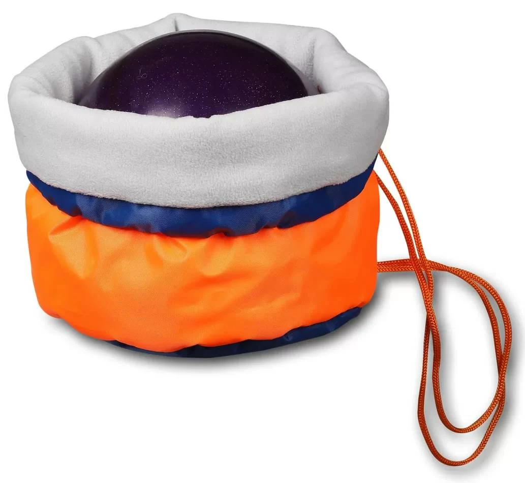 Реальное фото Чехол для мяча гимнастического Indigo 34*24 см утепленный оранжевый SM-335 от магазина СпортСЕ