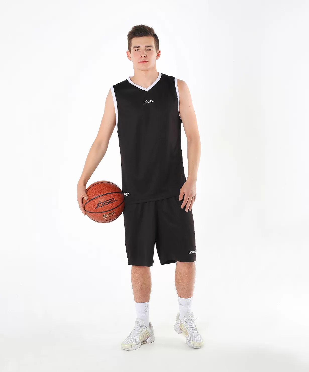 Реальное фото Майка баскетбольная JBT-1020-061, черный/белый от магазина СпортСЕ