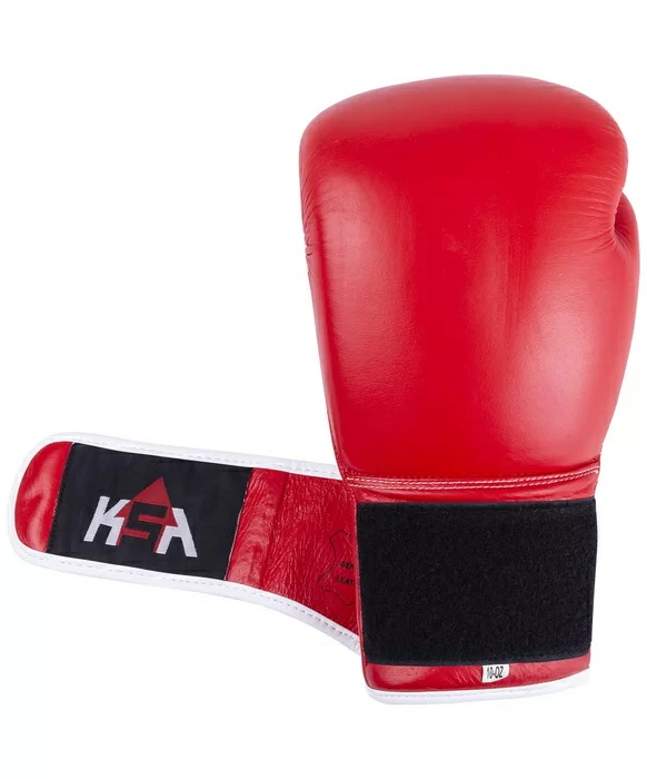 Реальное фото Перчатки боксерские KSA Wolf кожа Red от магазина СпортСЕ