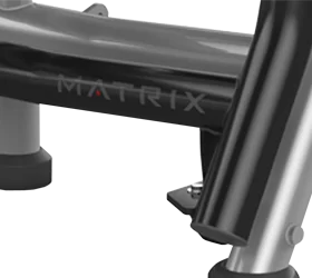 MATRIX MAGNUM A645 Силовая станция для жима от плеч с доводчиком (СЕРЕБРИСТЫЙ)